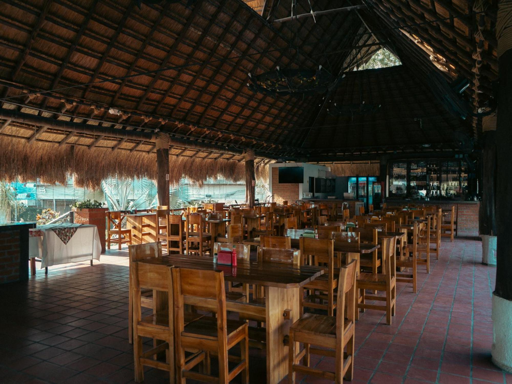 Hotel Acuarela Del Rio Santa Fe de Antioquia Exteriör bild
